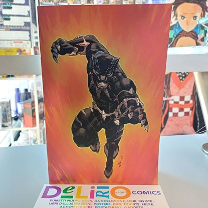 Immagine di ULTIMATE BLACK PANTHER COVER VARIANT DI ETHAN YOUNG 001