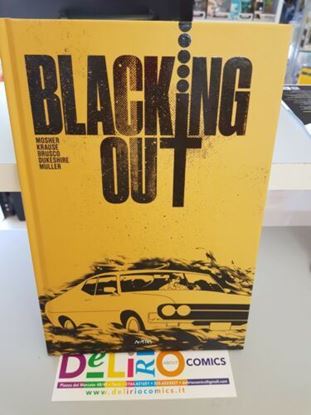 Immagine di BLACKING OUT