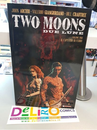Immagine di TWO MOONS - DUE LUNE - IL CAPESTRO DI FERRO 001