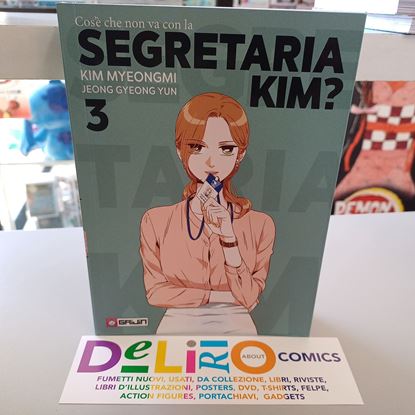 Immagine di COS'E' CHE NON VA CON LA SEGRETARIA KIM? 003