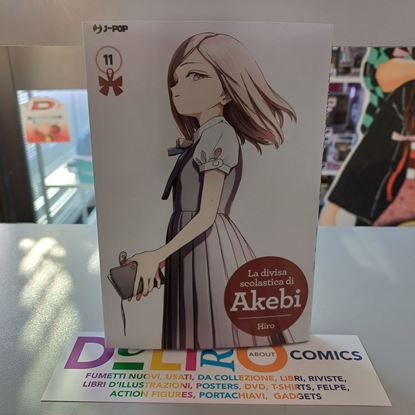 Immagine di LA DIVISA SCOLASTICA DI AKEBI 011