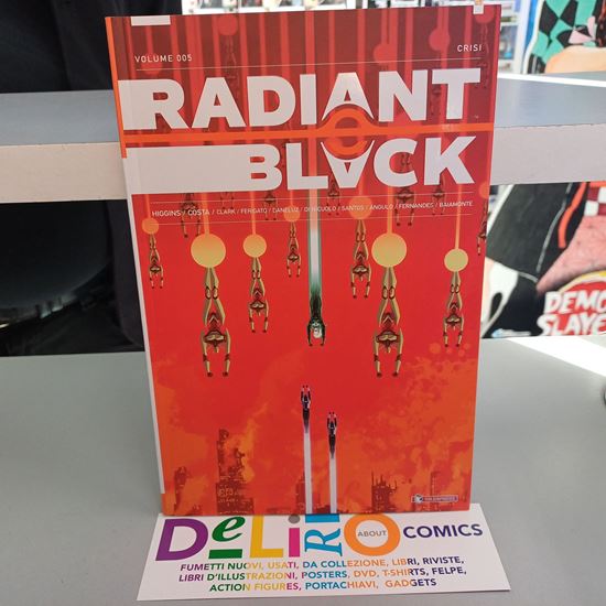 Immagine di RADIANT BLACK - CRISI 005