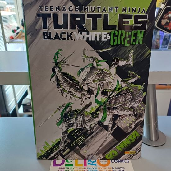 Immagine di TEENAGE MUTANT NINJA TURTLES BLACK, WHITE & GREEN