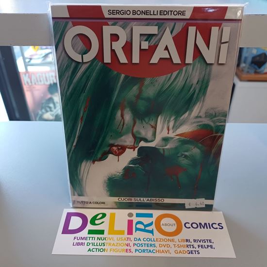 Immagine di CUORI SULL'ABISSO