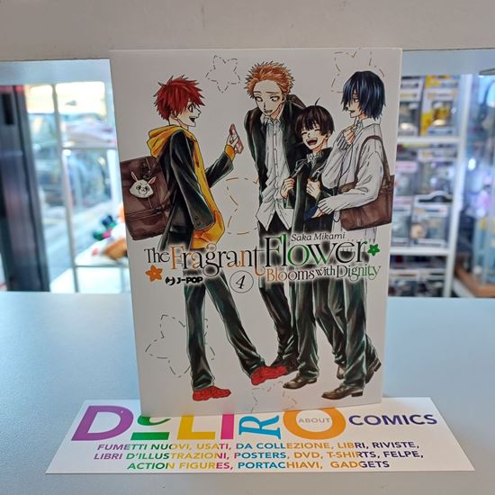 Immagine di THE FRAGRANT FLOWER BLOOMS WITH DIGNITY 004