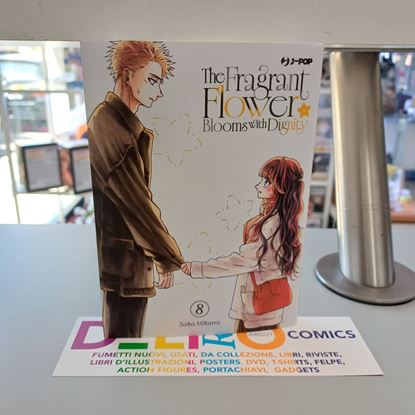 Immagine di THE FRAGRANT FLOWER BLOOM WITH DIGNITY 008